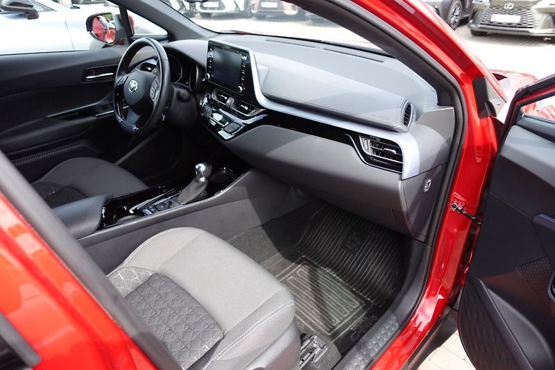 Toyota C-HR 1.8HSD - 1 CVT Style - fotka 12 z 32