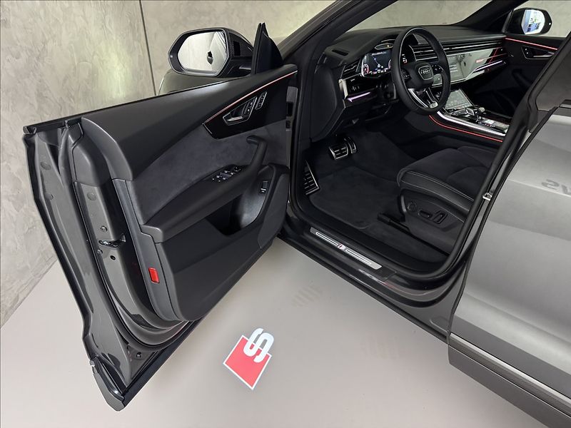 Audi Q8 3,0 TDi  Competition Plus LED - fotka 45 z 48
