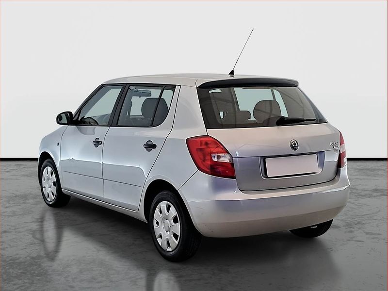 Škoda Fabia (2010) 1.2, po STK, v provozu - fotka 4 z 15
