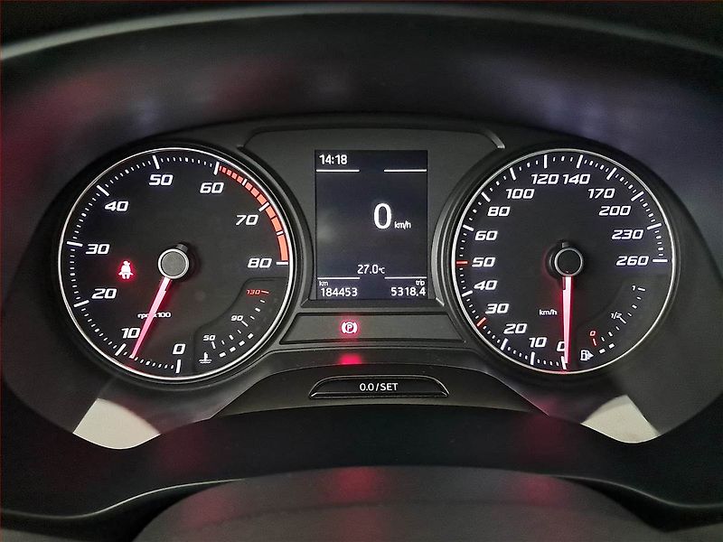 Seat Leon (2016) 1.8 TSI, Kůže, Tempomat - fotka 11 z 20