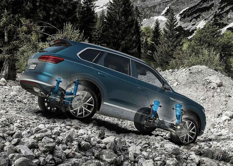 Volkswagen model Touareg nabízí již přes dvacet let