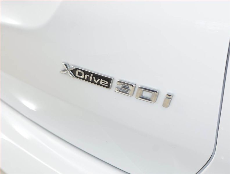 BMW X3 (2023) xDrive30i - fotka 17 z 32