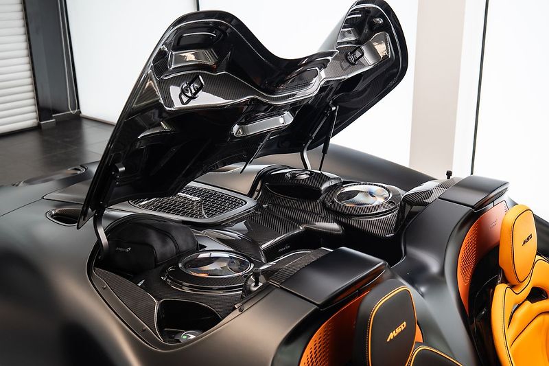 McLaren Ostatní One of 149/Lift/Karbon - fotka 22 z 31
