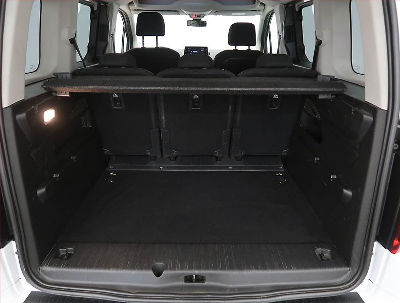 Opel Combo (2023) Edition 1.5 CDTI, 5Míst, ČR - fotka 13 z 21