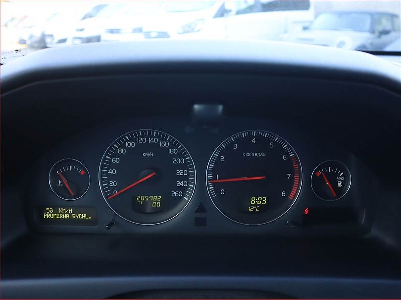 Volvo S60 (2006) 2.4, po STK, jezdí výborně - fotka 11 z 15