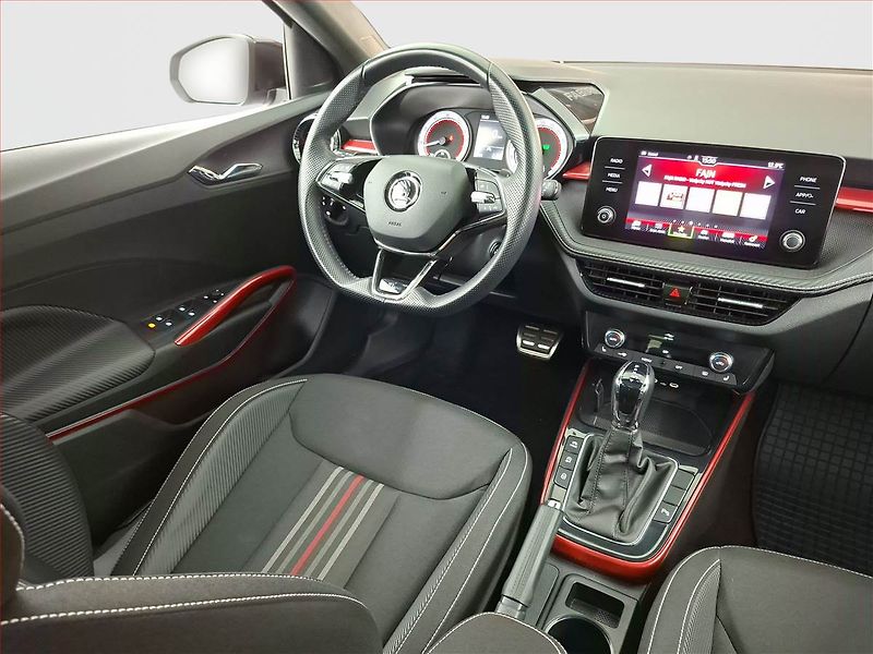 Škoda Fabia (2024) Monte Carlo 1.5 TSI - fotka 7 z 21