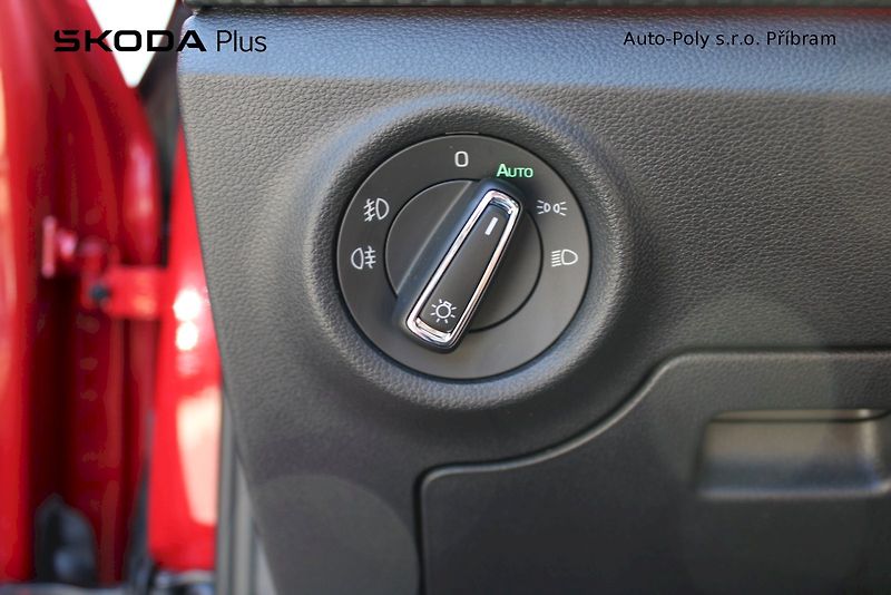 Škoda Scala (2025) Monte Carlo 1.0TSI / 85kW 7°DS - fotka 12 z 25