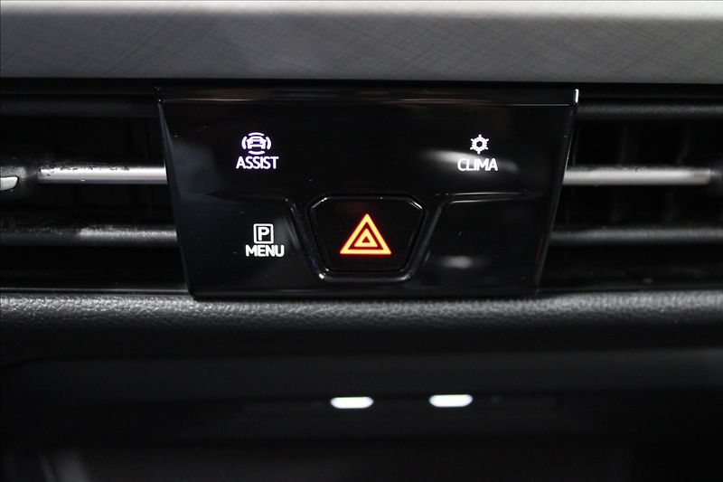 Volkswagen Golf 1,0 TSI Life 1.majitel CZ - fotka 23 z 36