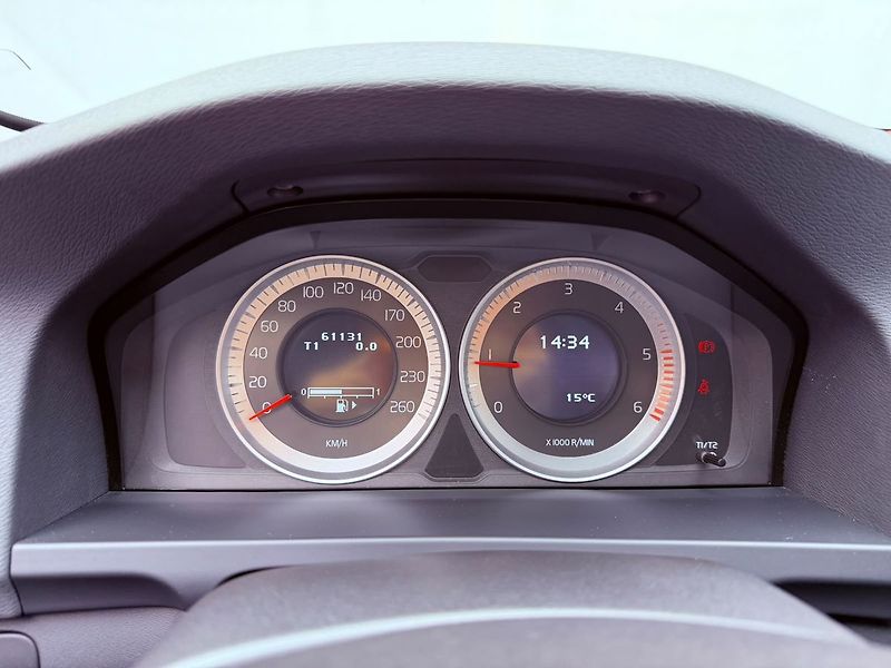 Volvo V60 D2 CrossCountry, ČR, 1.Maj - fotka 19 z 30