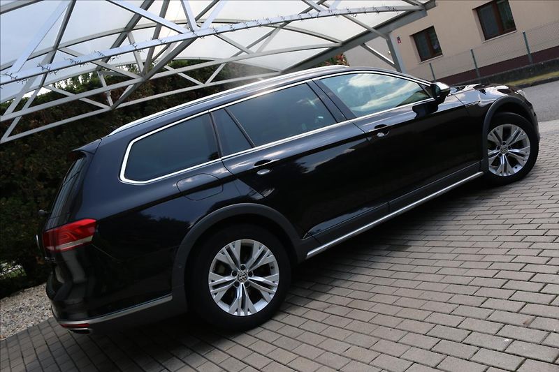 Volkswagen Passat 2,0 TDi,DSG, 4x4 ALLTRACK - fotka 7 z 46