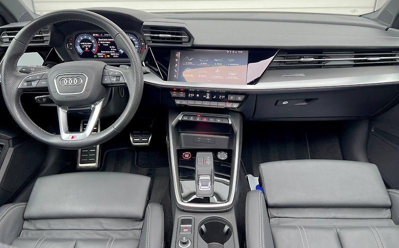 Audi S3 (2024) QUATTRO 2024 MATRIX S-LINE - fotka 25 z 46