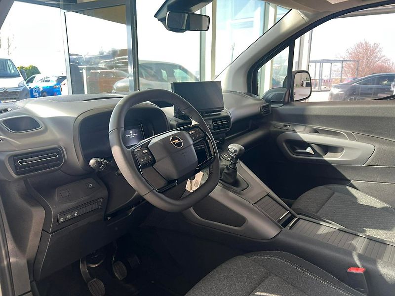Opel Combo (2026) L2 Eleg.Pl. 1,5CDTi MT6-7 míst - fotka 17 z 27