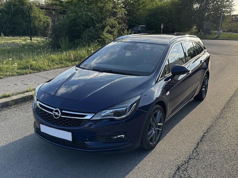 Opel Astra (2016) Sports Tourer 1.4 Turbo, 110kW - fotka 2 z 23