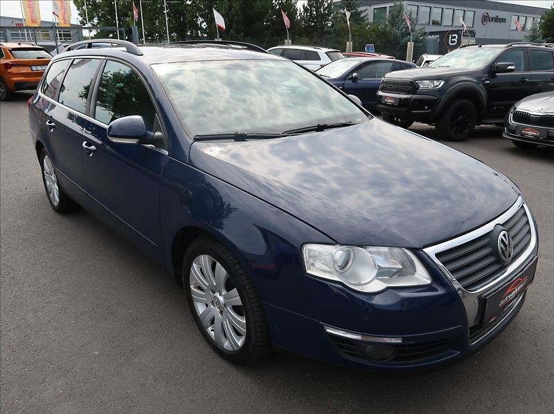 Volkswagen Passat 2,0 TDi,103kW,Tempomat,tažné - fotka 2 z 22