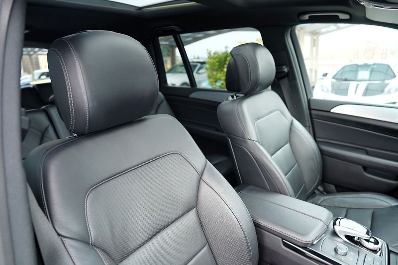Mercedes-Benz GLS 350d 4Matic AMG/ČR - fotka 33 z 49