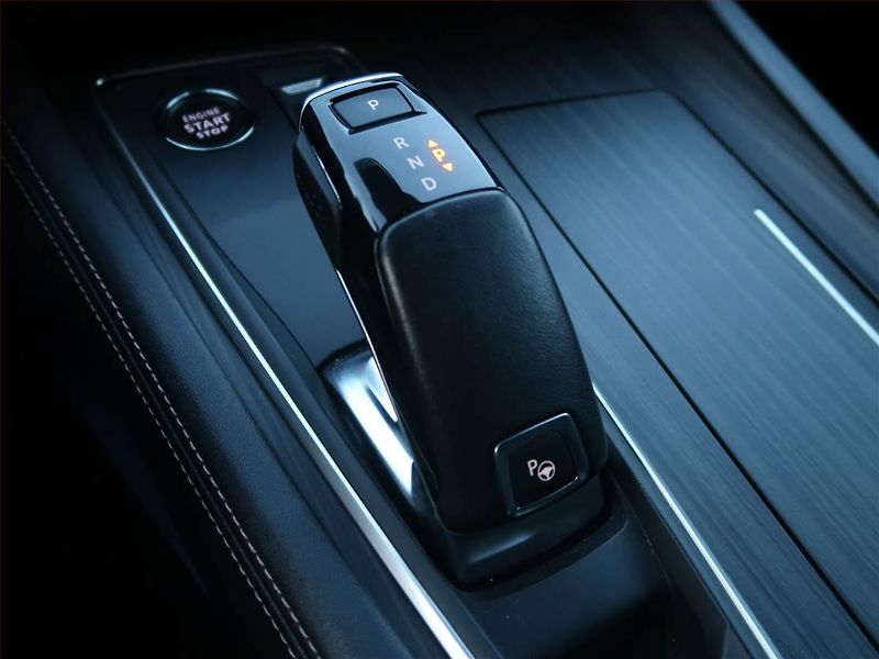 Peugeot 508 (2022) 1.5 BlueHDi, Automat, Kůže - fotka 13 z 19