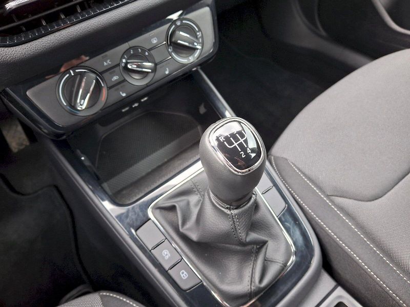 Škoda Fabia (2025) Selection 1,0TSi 70kW - fotka 23 z 32