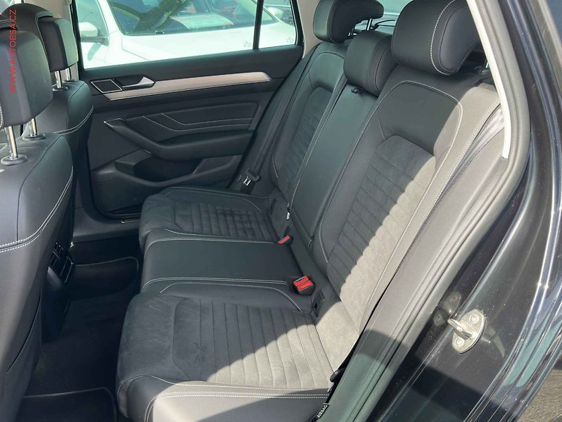 Volkswagen Passat (2022) 2.0 TSi, 2.maj,ČR, DSG, navi - fotka 10 z 22