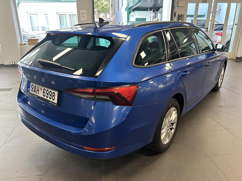 Škoda Octavia (2022) 1.0TSi Ambition REZERVACE - fotka 4 z 24