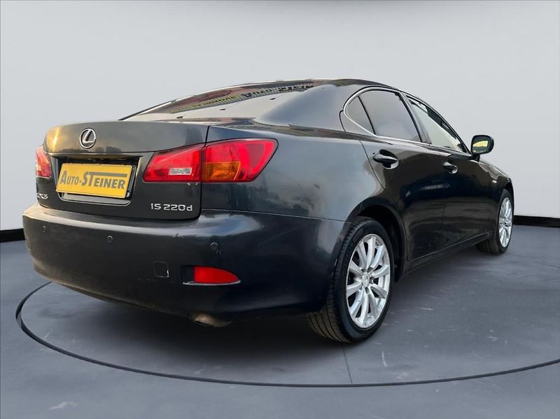 Lexus IS 2,2 220d,Keyless,Navi,Kůže - fotka 6 z 19