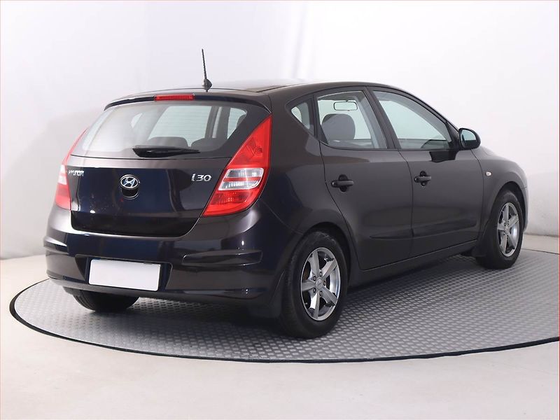Hyundai i30 (2009) 1.4 CVVT, Serv.kniha - fotka 5 z 14