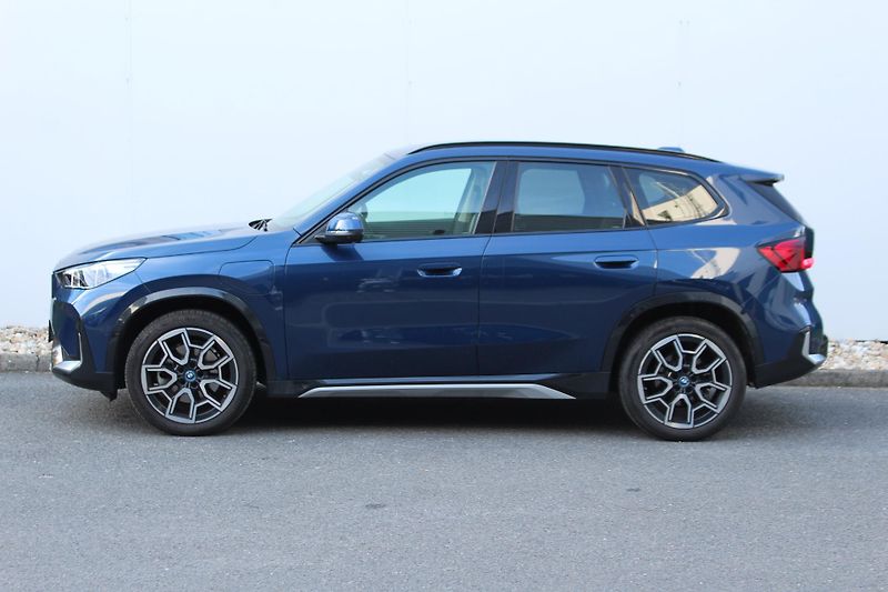 BMW X1 BMW X1 xDrive25e - fotka 9 z 26