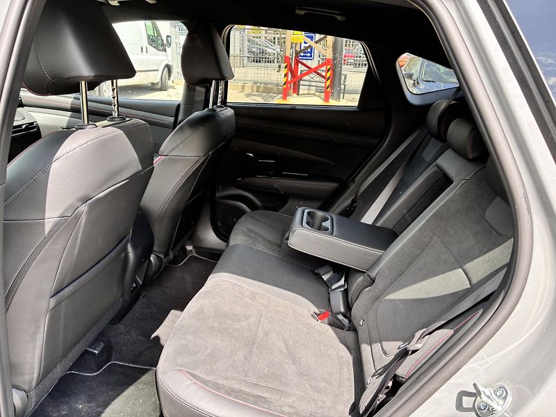 Hyundai Tucson 1.6T-GDI 110kW REZERVACE - fotka 12 z 27