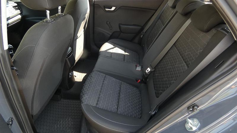 Kia Rio 1,2 DPi Comfort - fotka 19 z 22