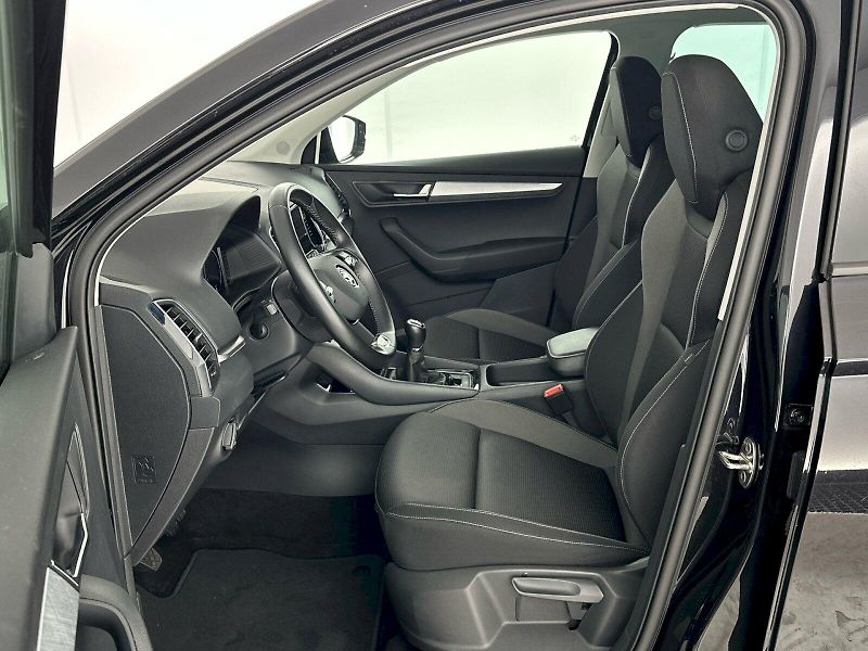 Škoda Karoq (2023) 2.0TDI 110kW Ambition Tour - fotka 7 z 32