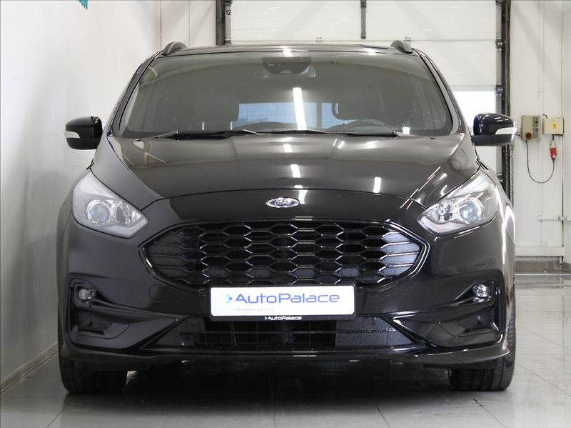 Ford S-MAX 2,5 Hybrid ST-line Výprodej! - fotka 2 z 31