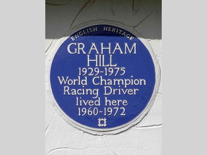 Legendární pilot F1, majitel Trojkoruny motorsportu, britský jezdec Graham Hill, zahynul při letecké havárii před padesáti lety.
