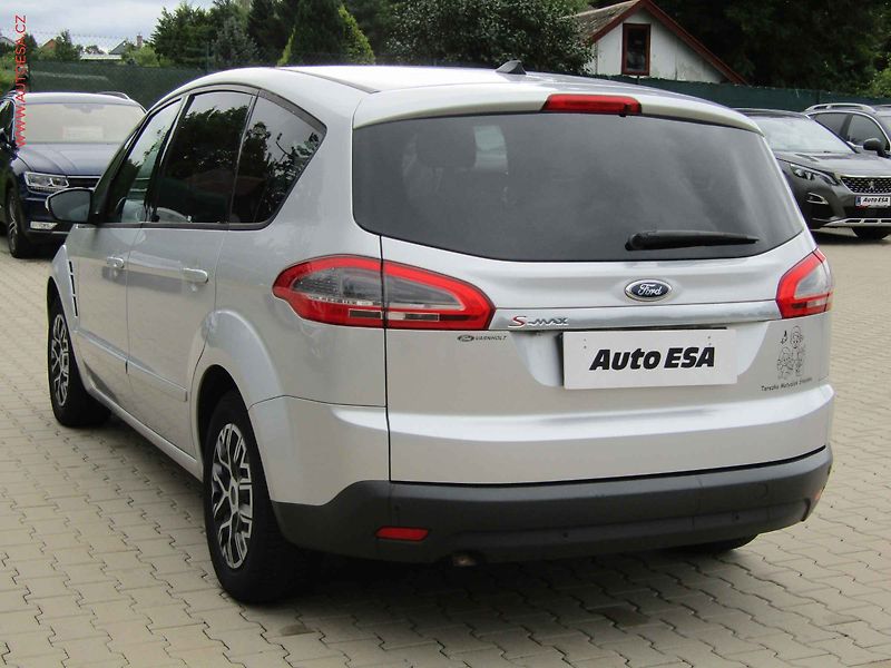 Ford S-MAX (2013) 2.0 TDCi, AC, výhřev sed. - fotka 6 z 19