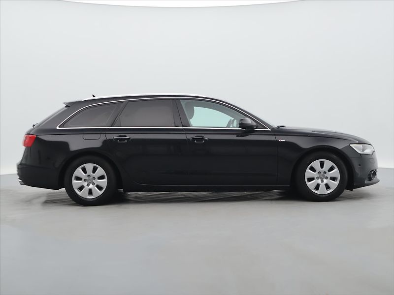 Audi A6 3,0 TDI quattro S-line Aut. - fotka 8 z 31