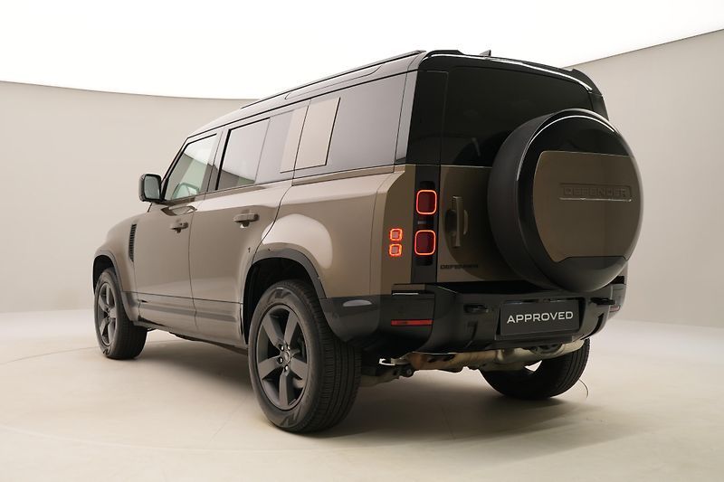 Land Rover Defender D300 X-DYNAMIC HSE AWD AUT CZ - fotka 10 z 53