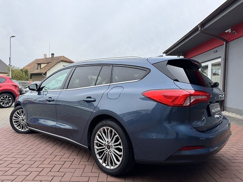 Ford Focus (2018) 2.0TDCi Titanium LED Kamera - fotka 3 z 49
