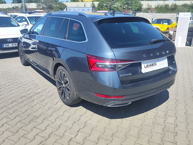 Škoda Superb 2.0 TDI/147kW 4x4 L&K DSG - fotka 7 z 39