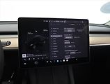 Tesla Model Y (2022) RWD LFP 60kWh, SoH 95% - náhled 22