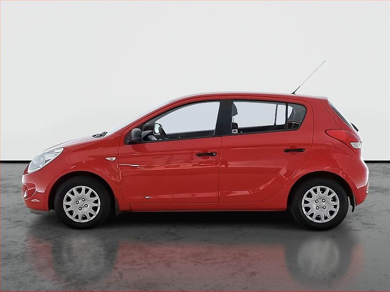 Hyundai i20 (2011) 1.2, ČR,1.maj - fotka 3 z 13