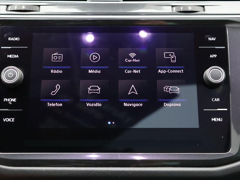 Volkswagen Tiguan 1,4 TSI DSG R-line matrix virt - fotka 25 z 36