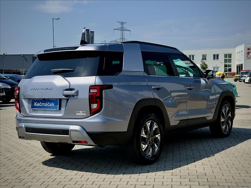 KGM Torres 1,5 GDI Hybrid 150kW Style - fotka 6 z 35