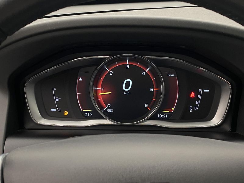 Volvo XC60 D4 AWD SUMMUM AUT  - fotka 25 z 42