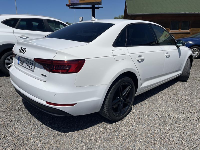 Audi A4 2.0TDi 140 kW S-Tronic 4x4 ČR! - fotka 2 z 36