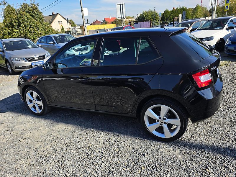 Škoda Fabia 1.2TSI JOY NAVI 1.MajItel - fotka 3 z 26