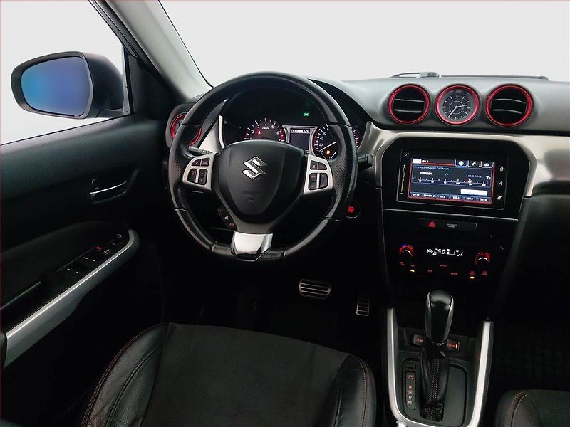 Suzuki Vitara (2016) 1.4 BoosterJet, 4X4, Automat - fotka 7 z 18