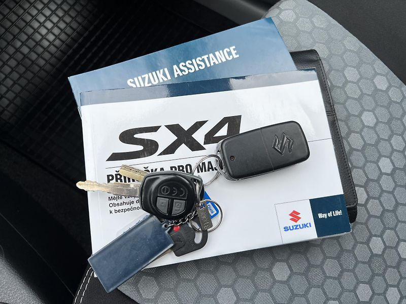 Suzuki SX4 1.6i16v LPG 4x4 TAŽNÉ PŮVOD ČR - fotka 31 z 36