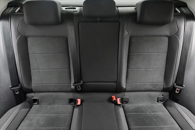 Volkswagen T-Roc 2,0 TDI 110kW DSG Style Záruka - fotka 28 z 31
