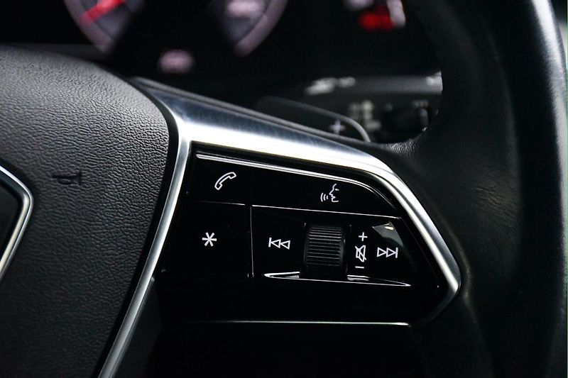Audi A6 50TDI QUATTRO - fotka 25 z 47