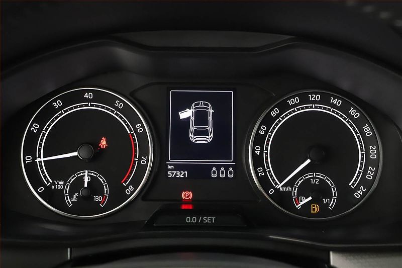 Škoda Scala (2023) Style 1.0 TSI, Automat, ČR - fotka 9 z 14