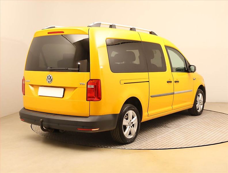 Volkswagen Caddy (2017) Maxi 2.0 TDI, 7Míst, 1Maj - fotka 5 z 19