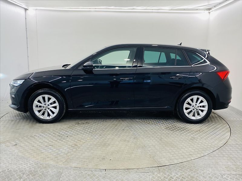 Škoda Scala 1,0 TSI 85kW Top Selection - fotka 3 z 30